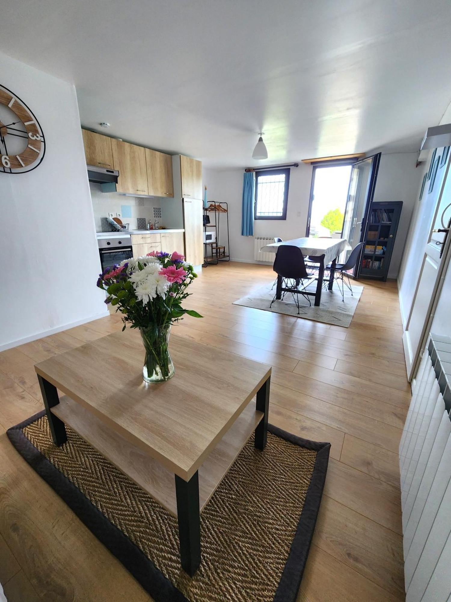 Appartement Independant Dans Maison Au Calme Pugny-Chatenod Zewnętrze zdjęcie